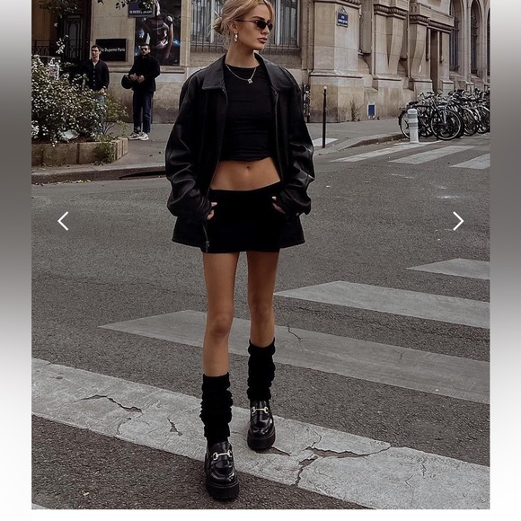 Steve Madden NWOT Black “Lando” Loafers with Gold Accents - Picture 4 of 11